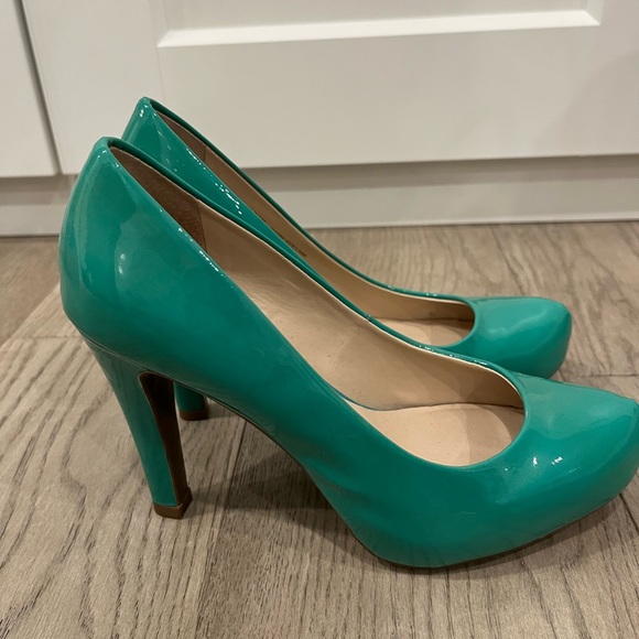 Franco Sarto green teal women’s heels size 6.5 - Picture 2 of 6